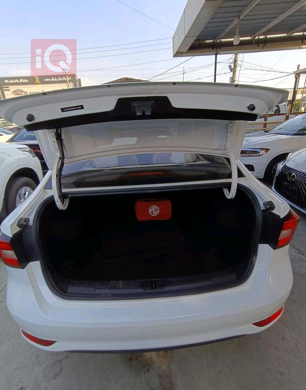 MG 5